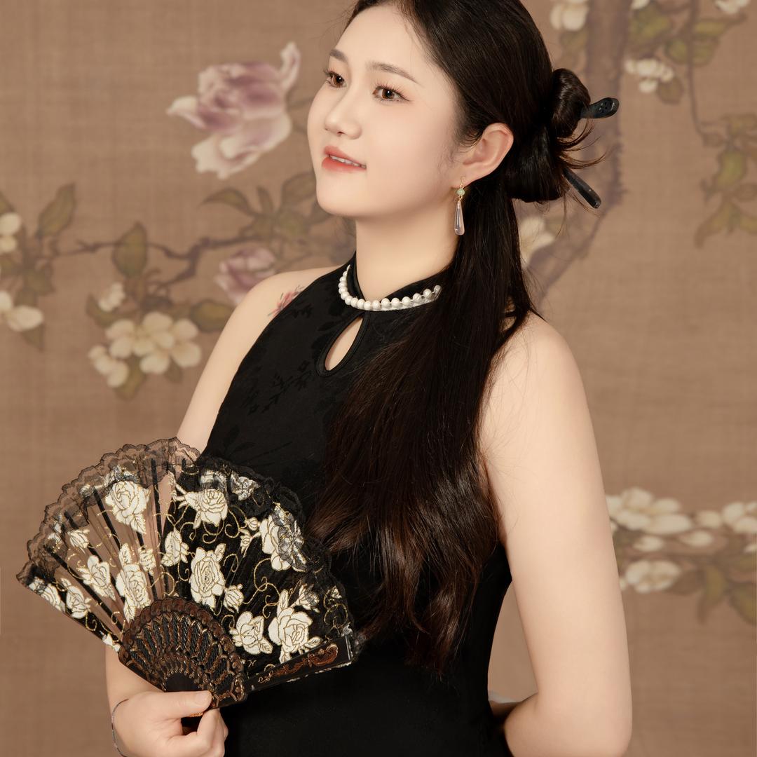 燕子（安龙初颜美容美甲馆）