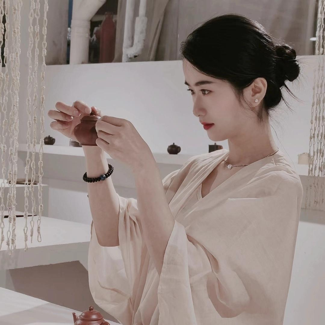 钱多多在景德镇