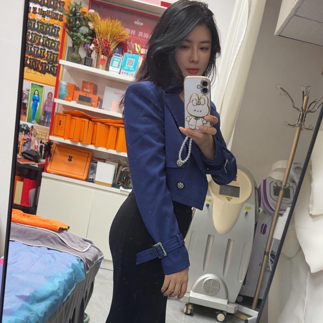温素美自在美化妆品店