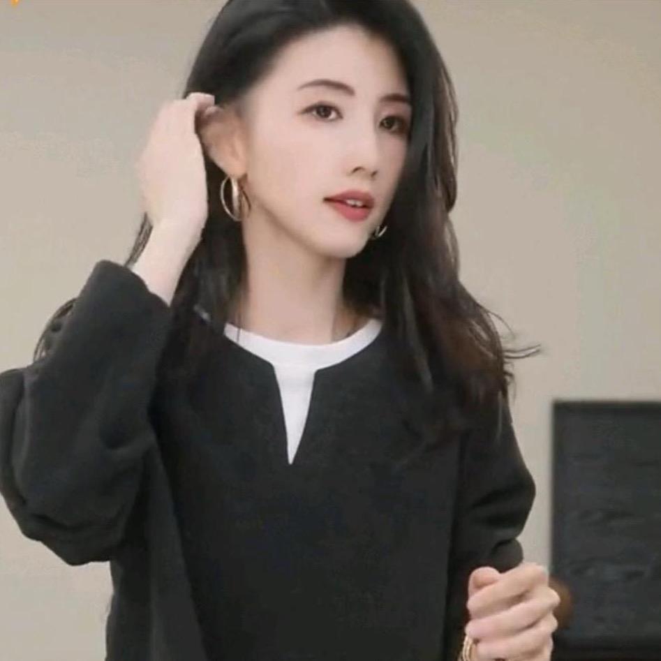 深圳南油西西高端定制（时尚穿搭）