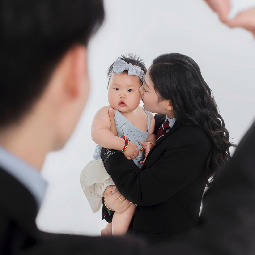 小十月（哺乳期）👨‍👩‍👧