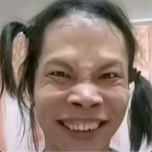 你的摇头战将🐎