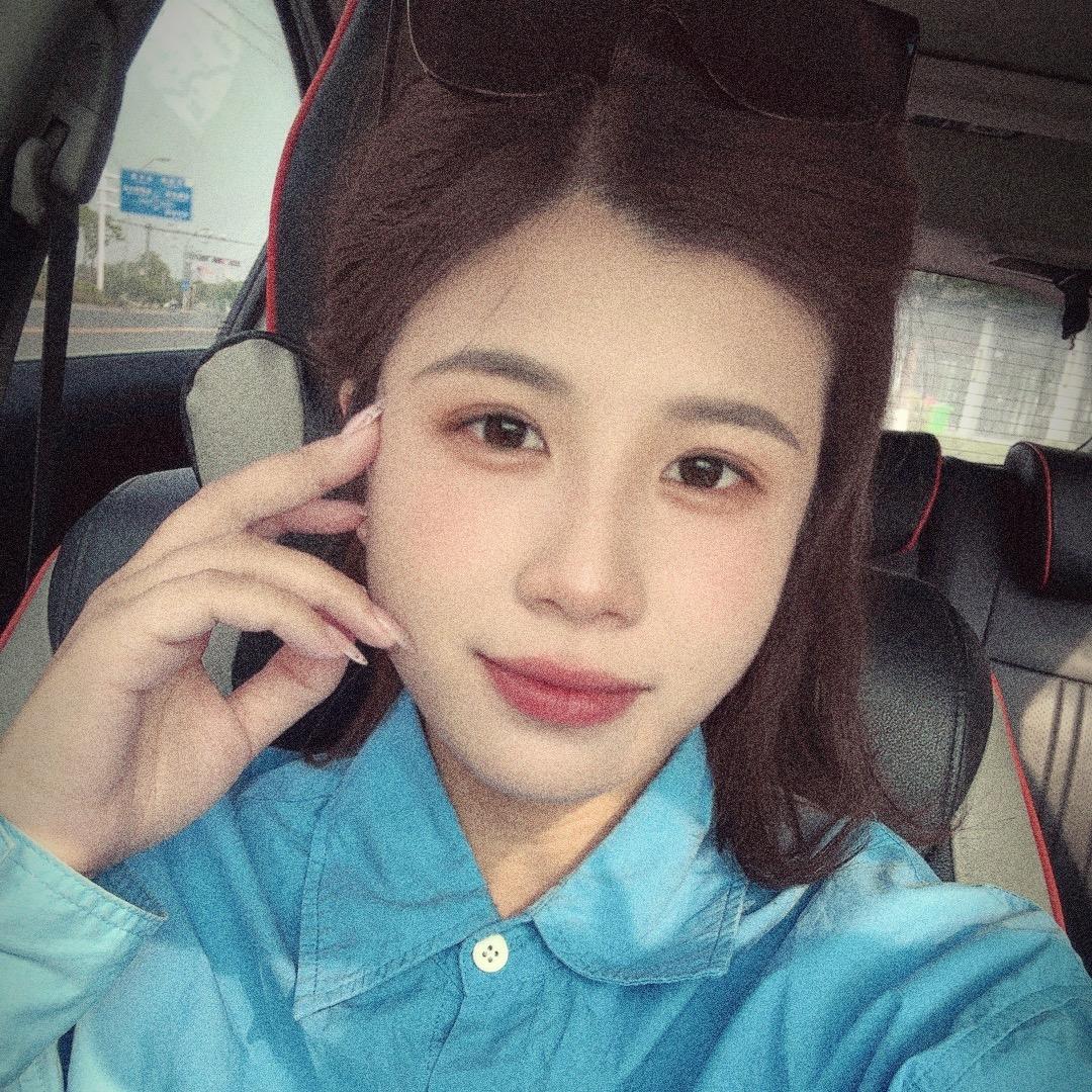 梁家小姐姐吖🌈