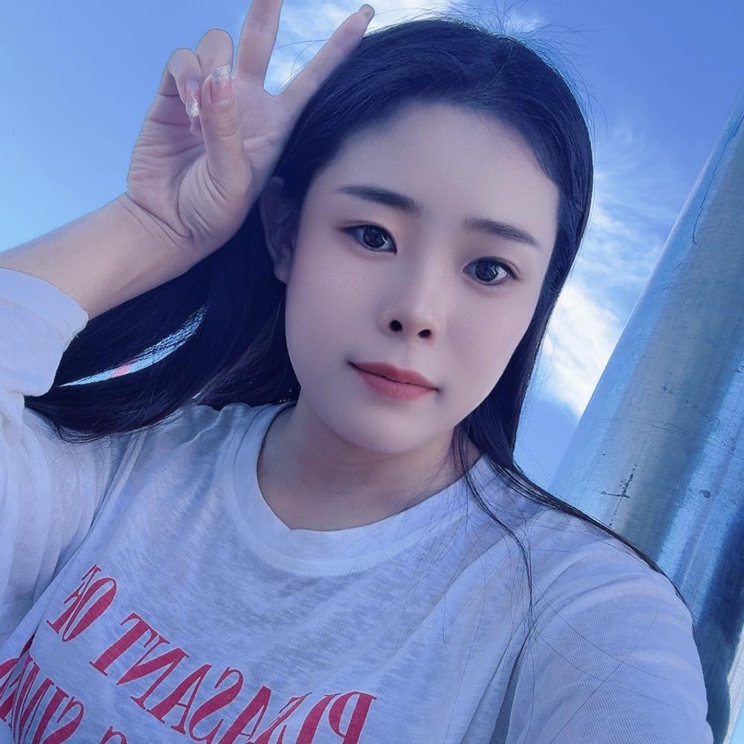 小小凤（不定时开播）