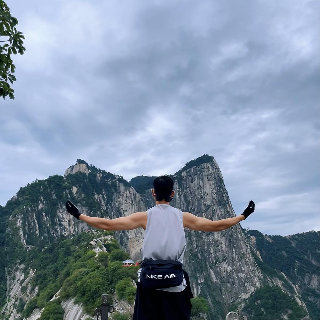 努力的五花肉。