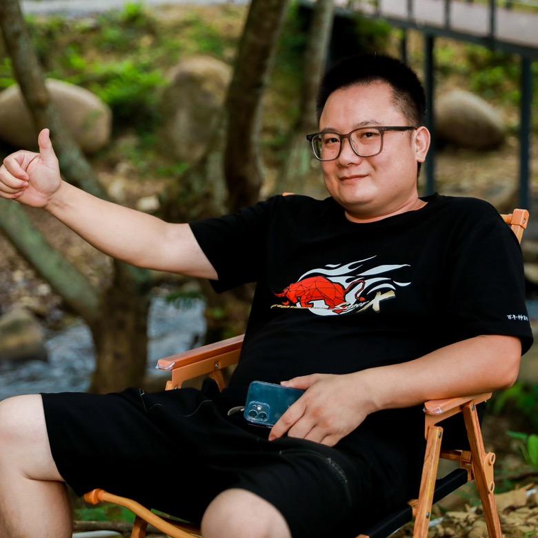 湖南神钢建机  周磊