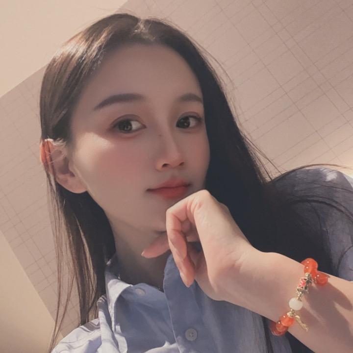 我有一只小金豆
