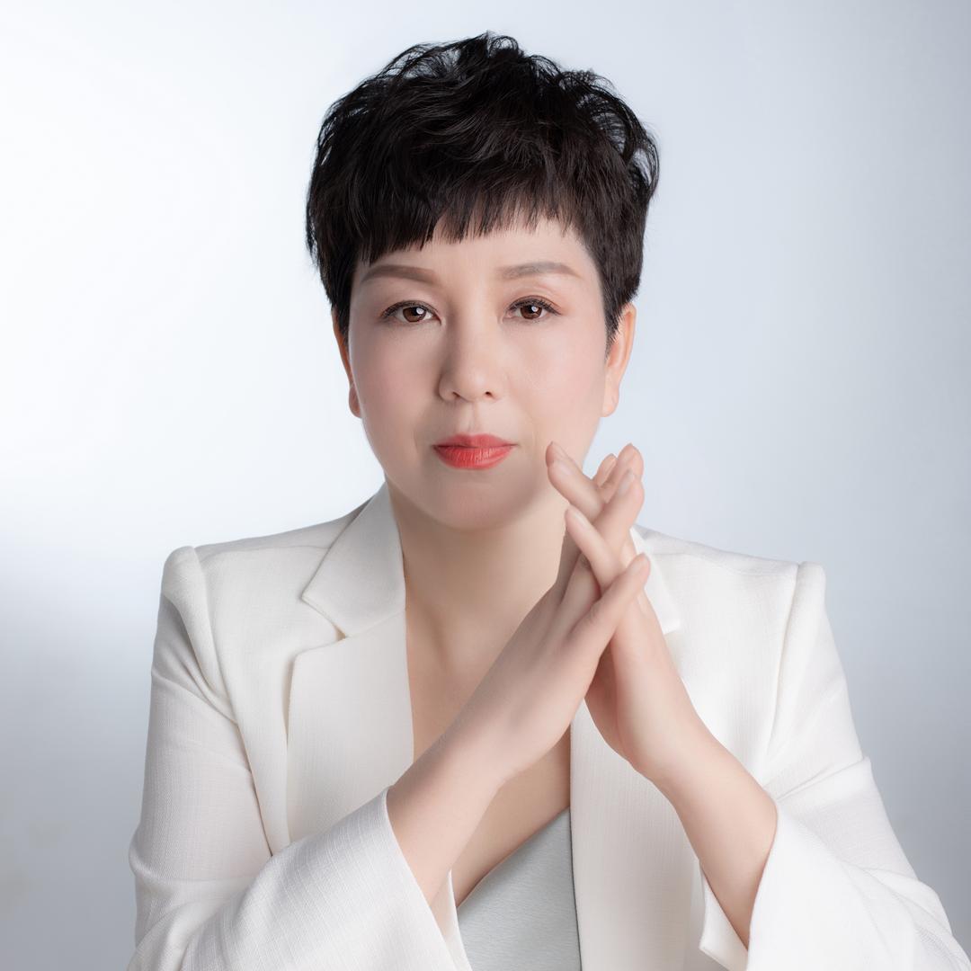 婚礼主持人咪依