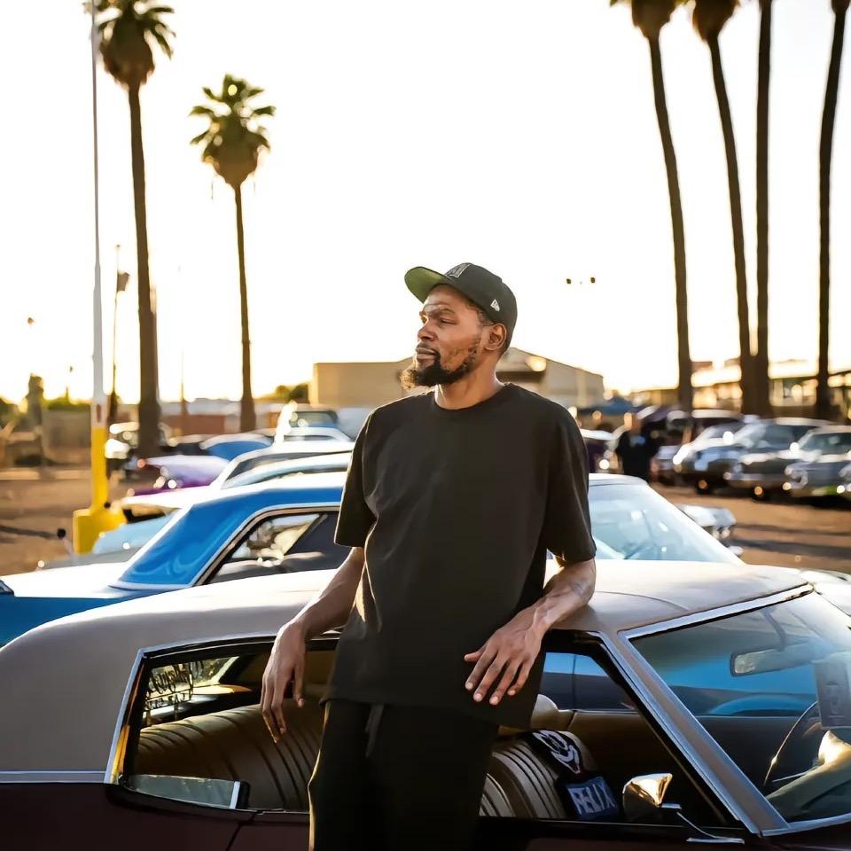 南湖国际c游泳馆邓教练（一只6）