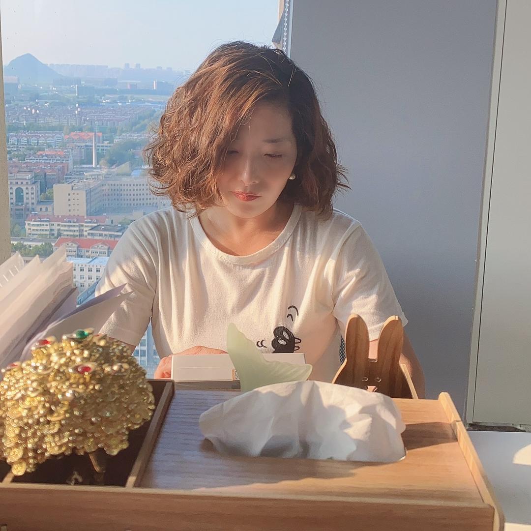 蓝色彩云