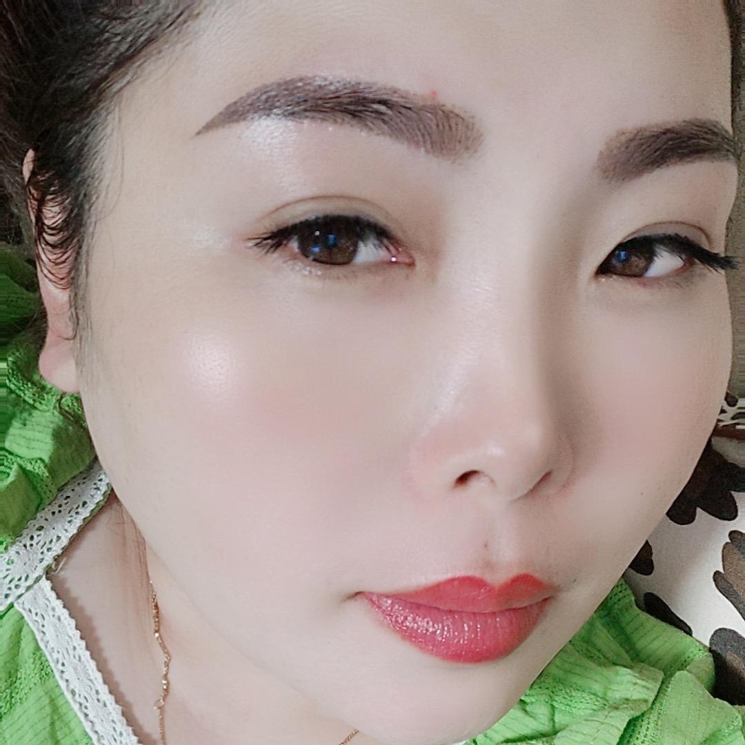 宏哥麻麻👩（请不要连着点赞）