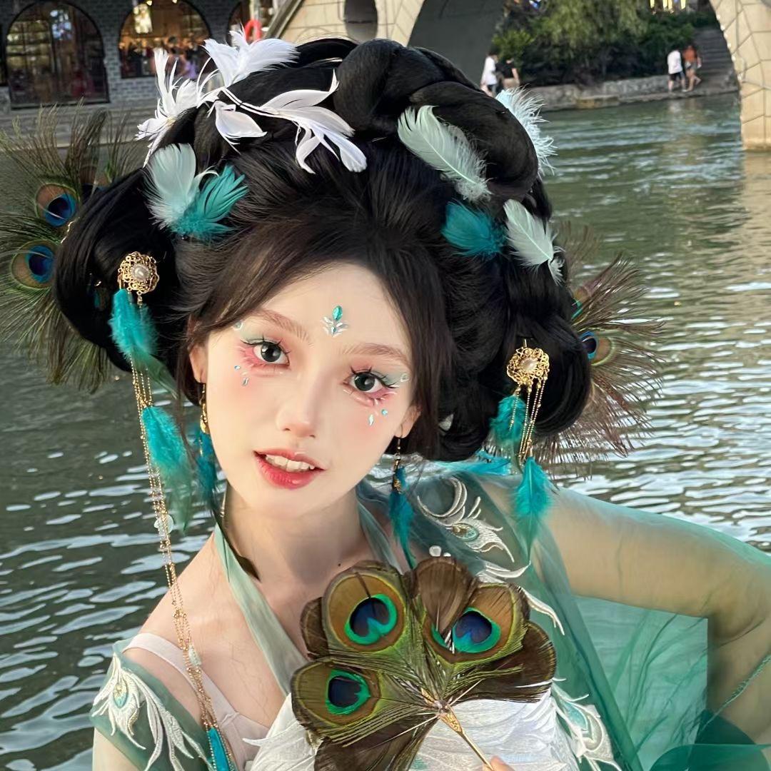 在宏村的化妆师思思