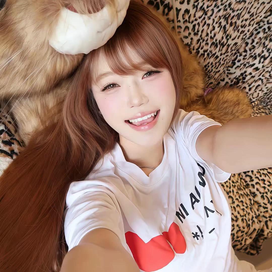 呆૮꒰ྀི > . < ꒱ྀིა