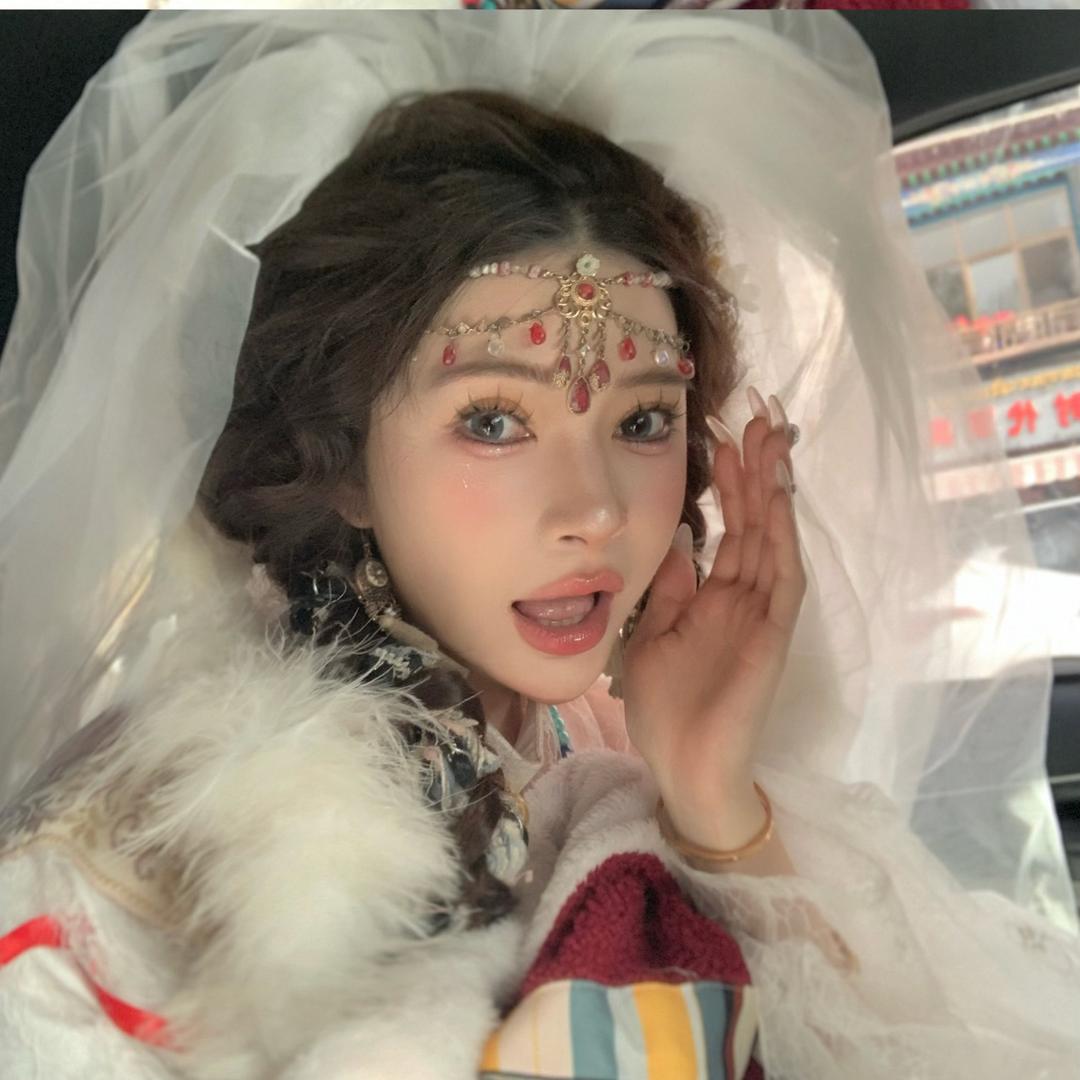里里今天穿什么呢！