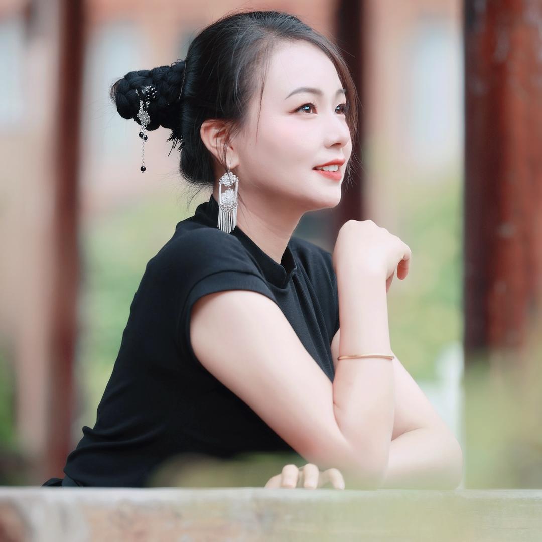 Liu玲