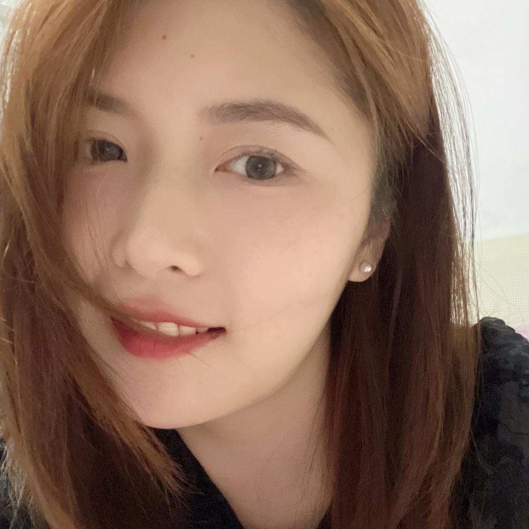 是七七呀