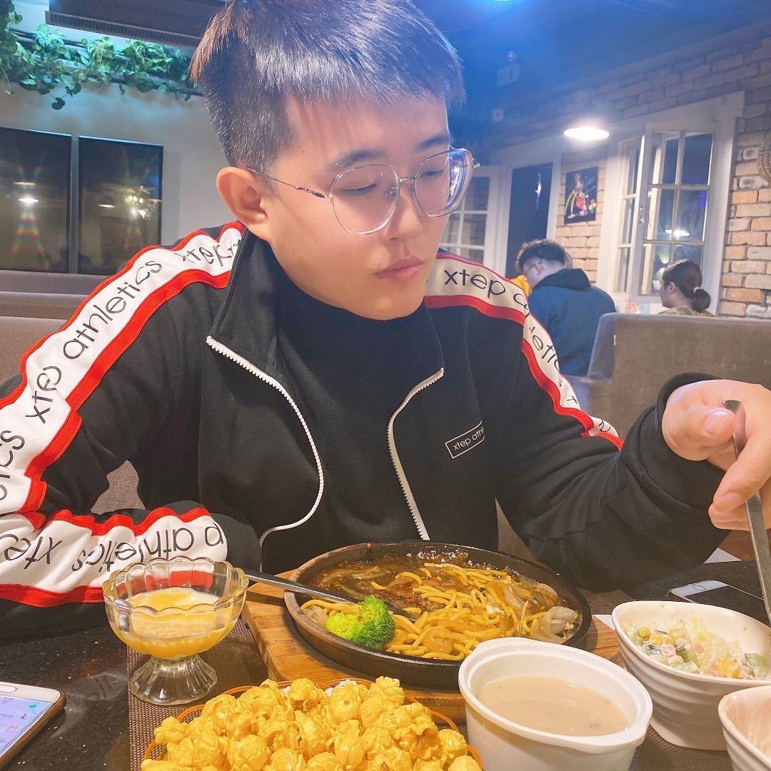 巩老板  探店