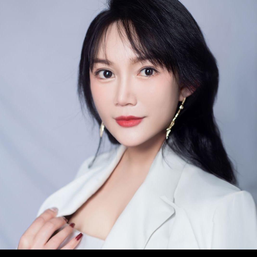 信宜万青眉毛姐姐