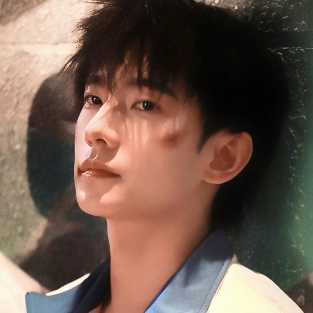 云