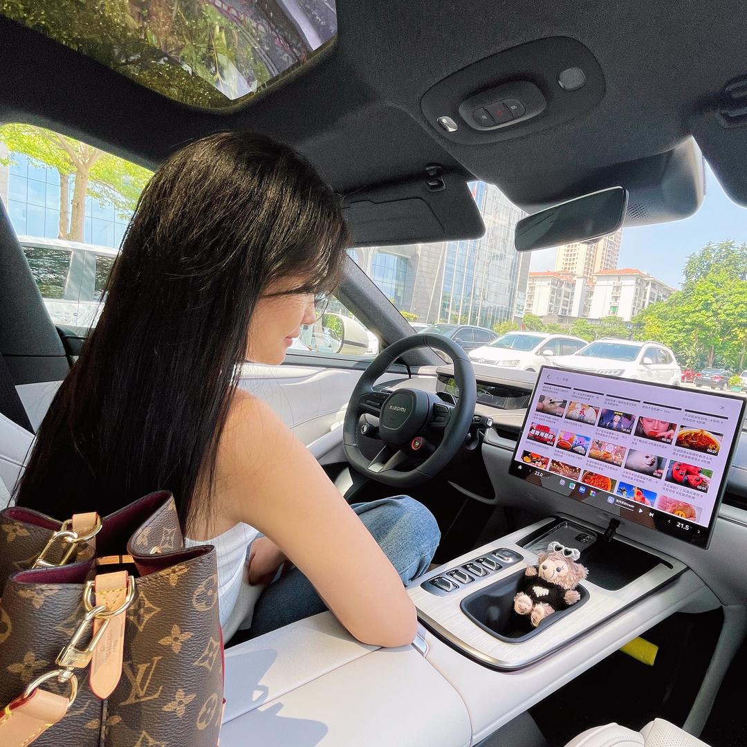 👑黄小姐~