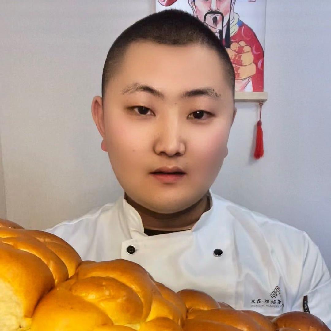 哈尔滨面包哥（记录生活)