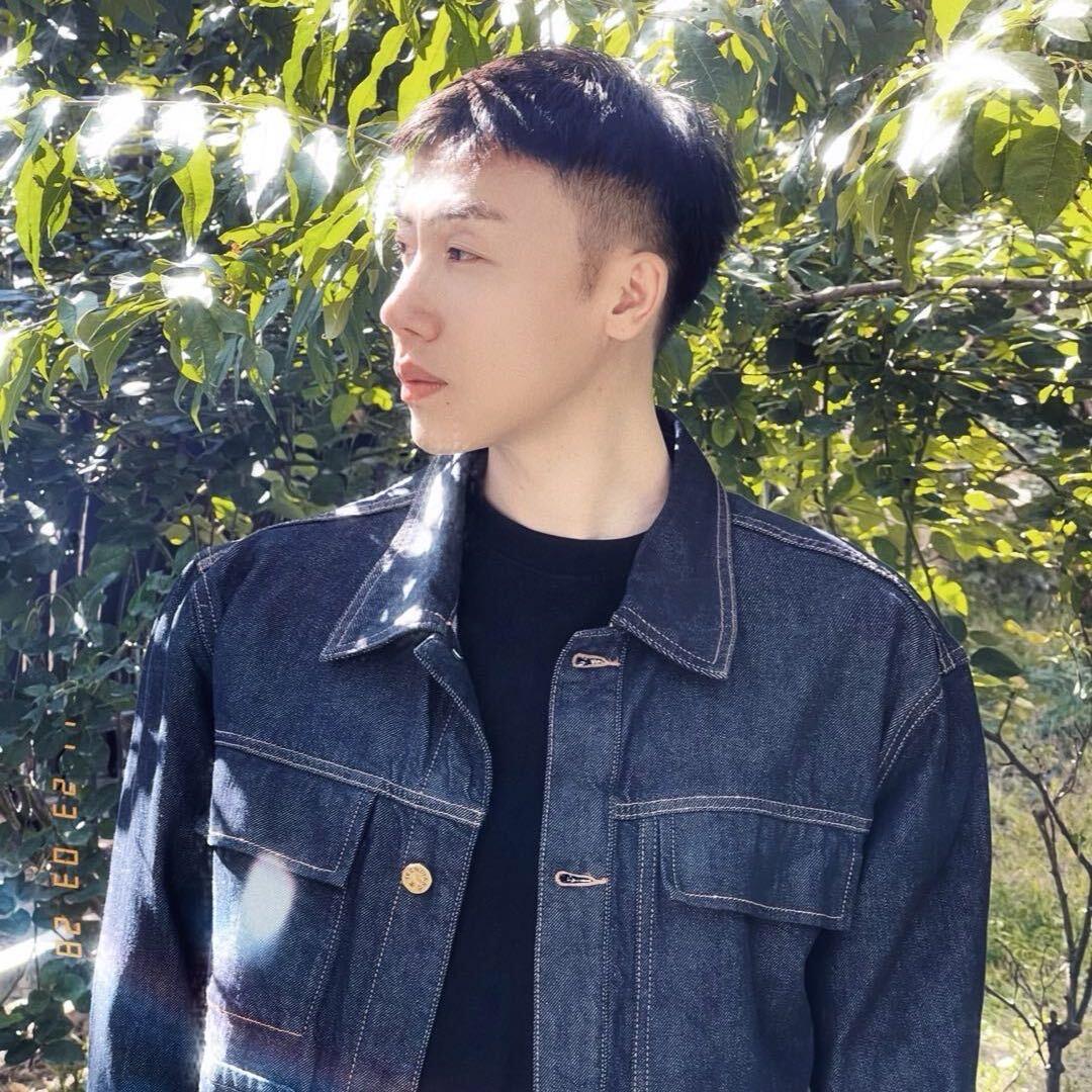 王成阳.