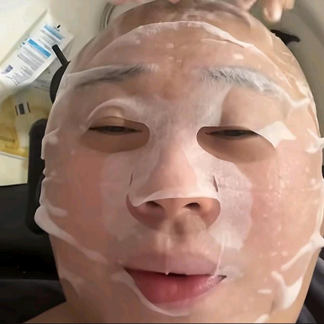 J1m.