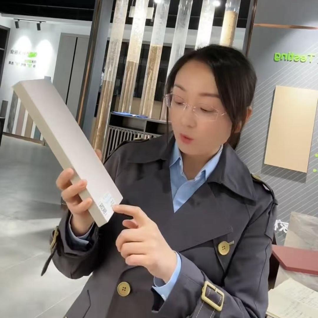 千山圣鹿ENF板材（意式混油仿生木皮）