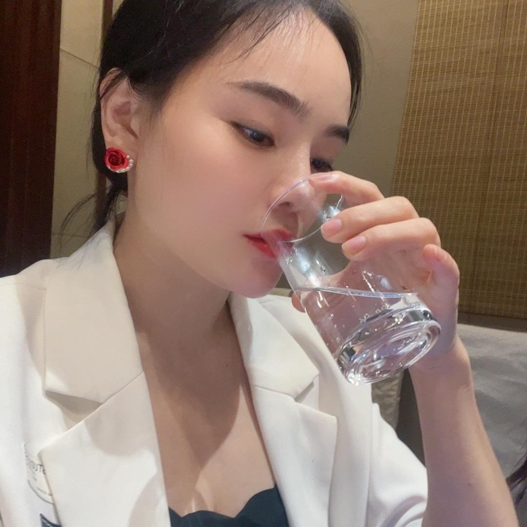 娄底-小美