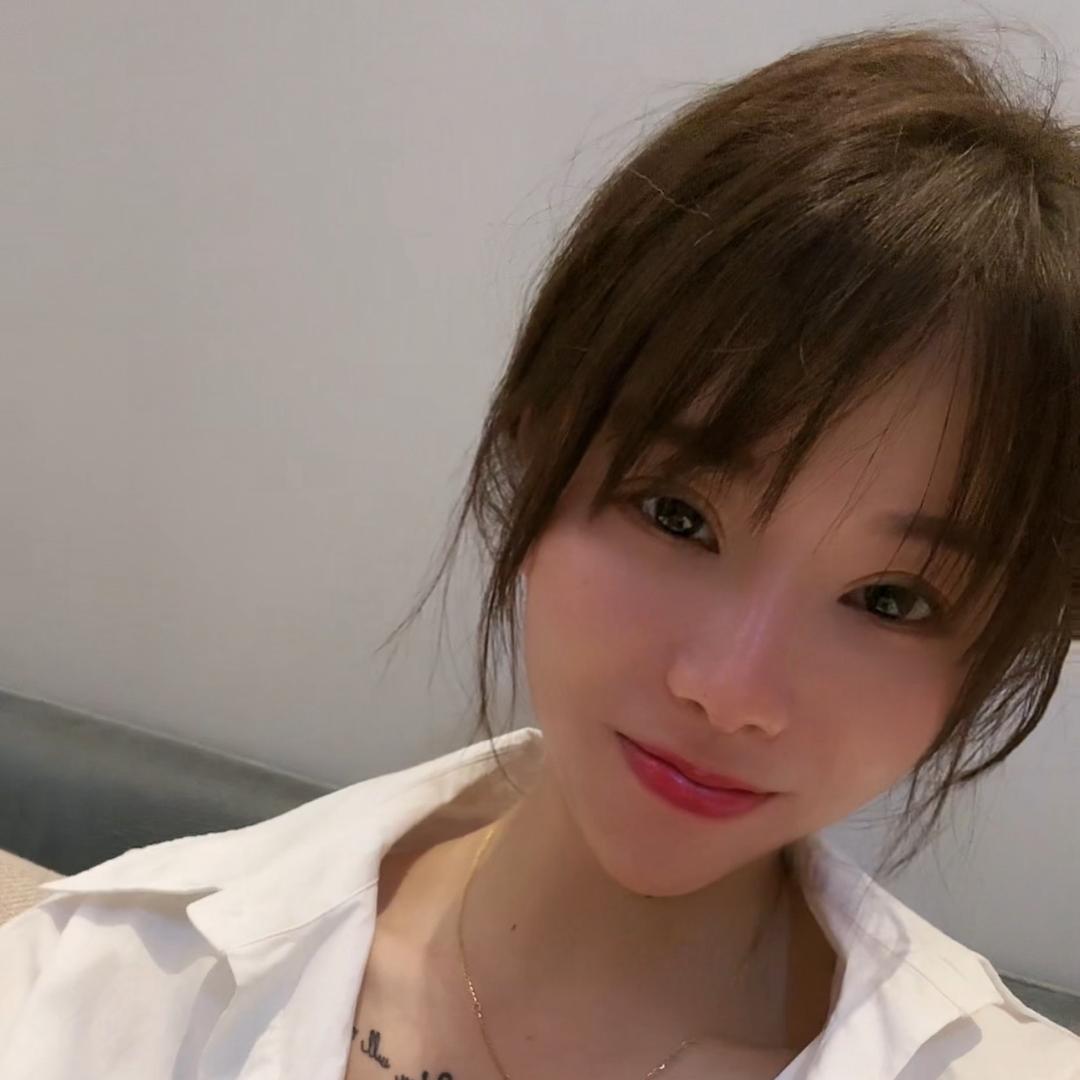 杏任小饼干&