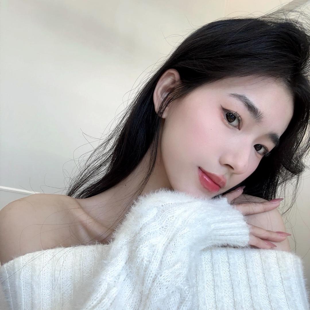 白