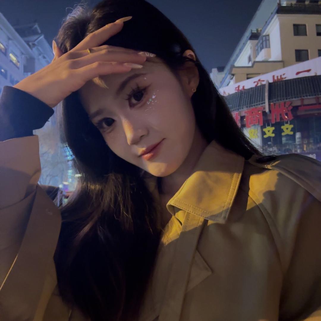 Delusion.🚶‍♀️