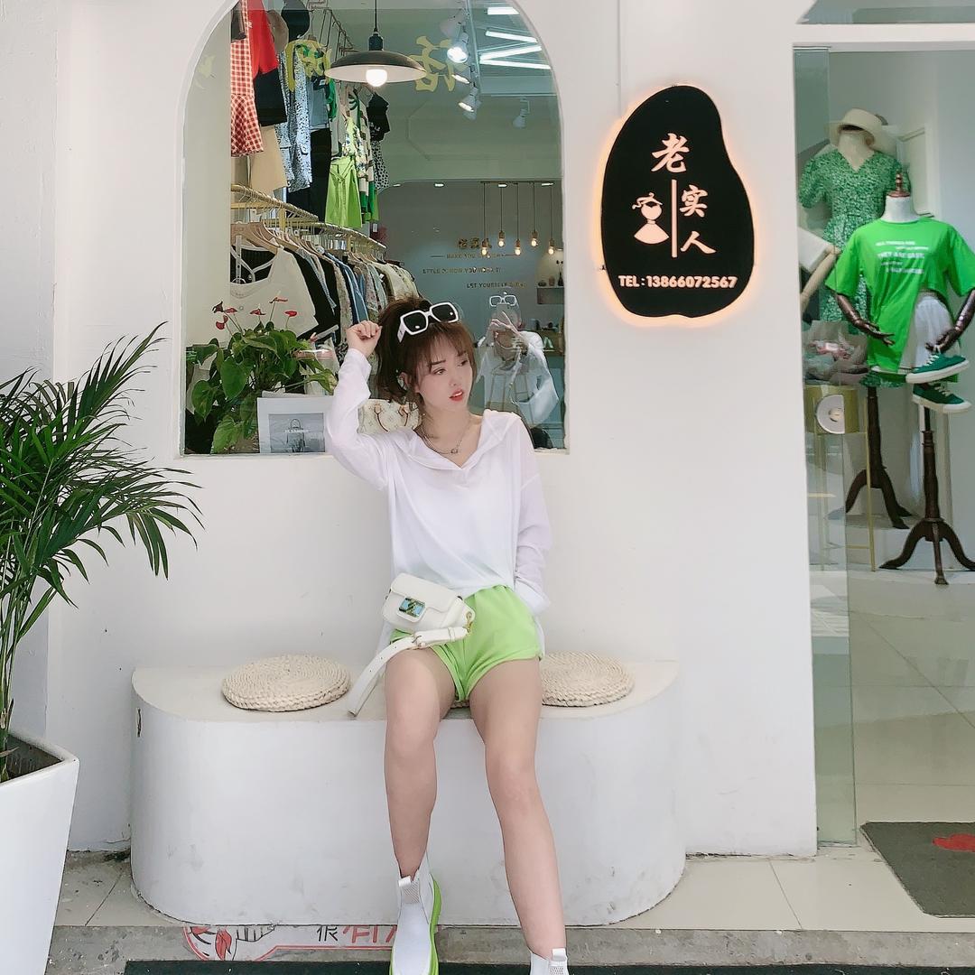 胡琴女装