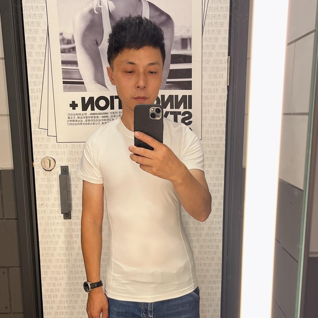 雷良