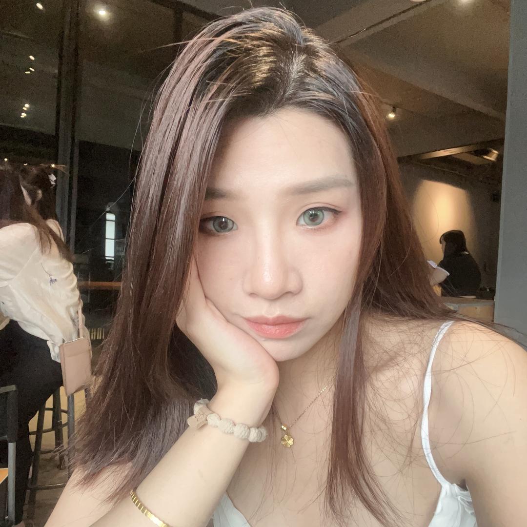 巴哥en设计师