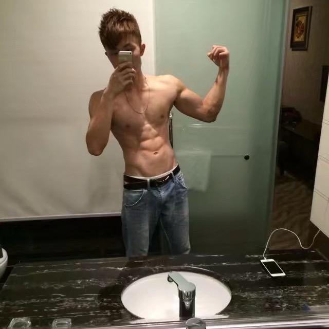 ✧