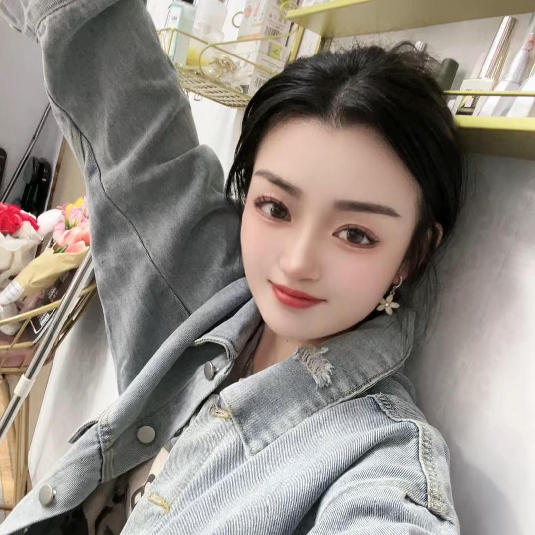 莉莉女装精选店