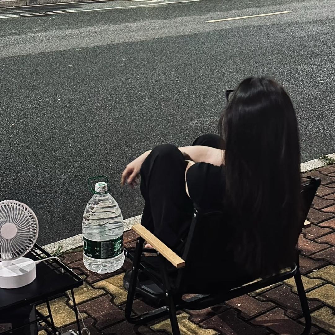 一个圆