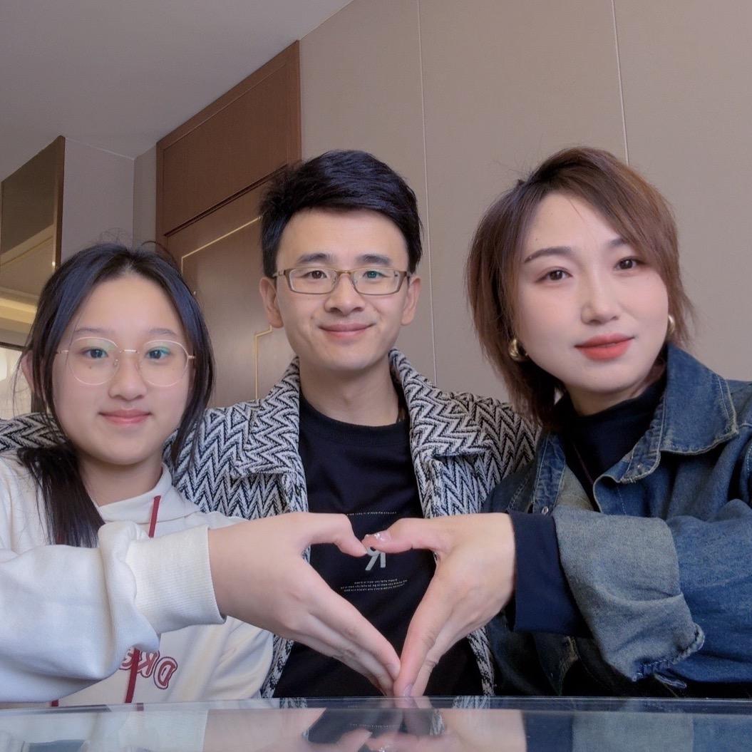 史飞小两口
