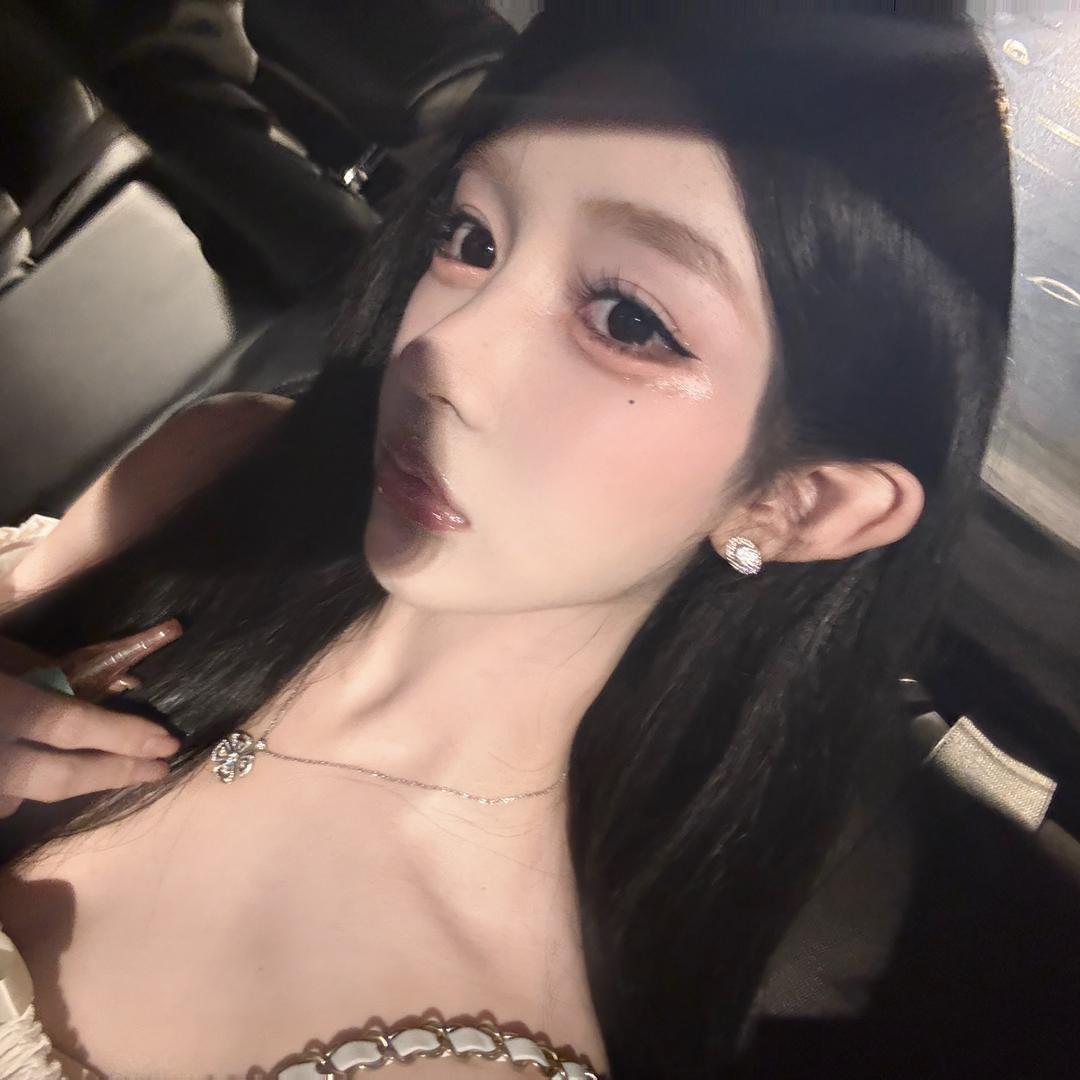 Ash里里