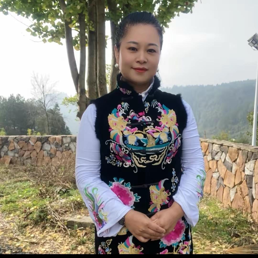 苗疆阿姐讲男方
