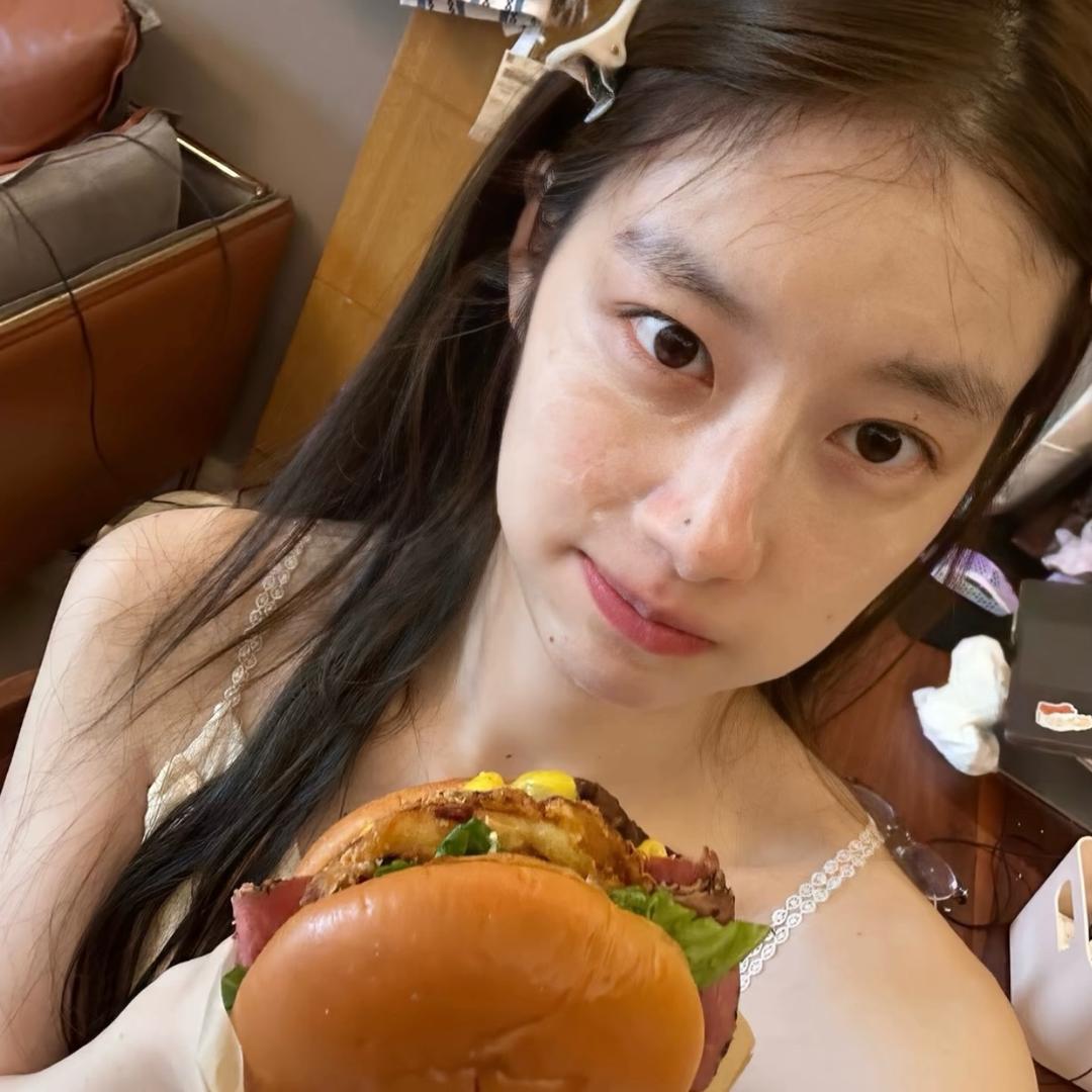 ·ˋˏ✰ˎˊ˗