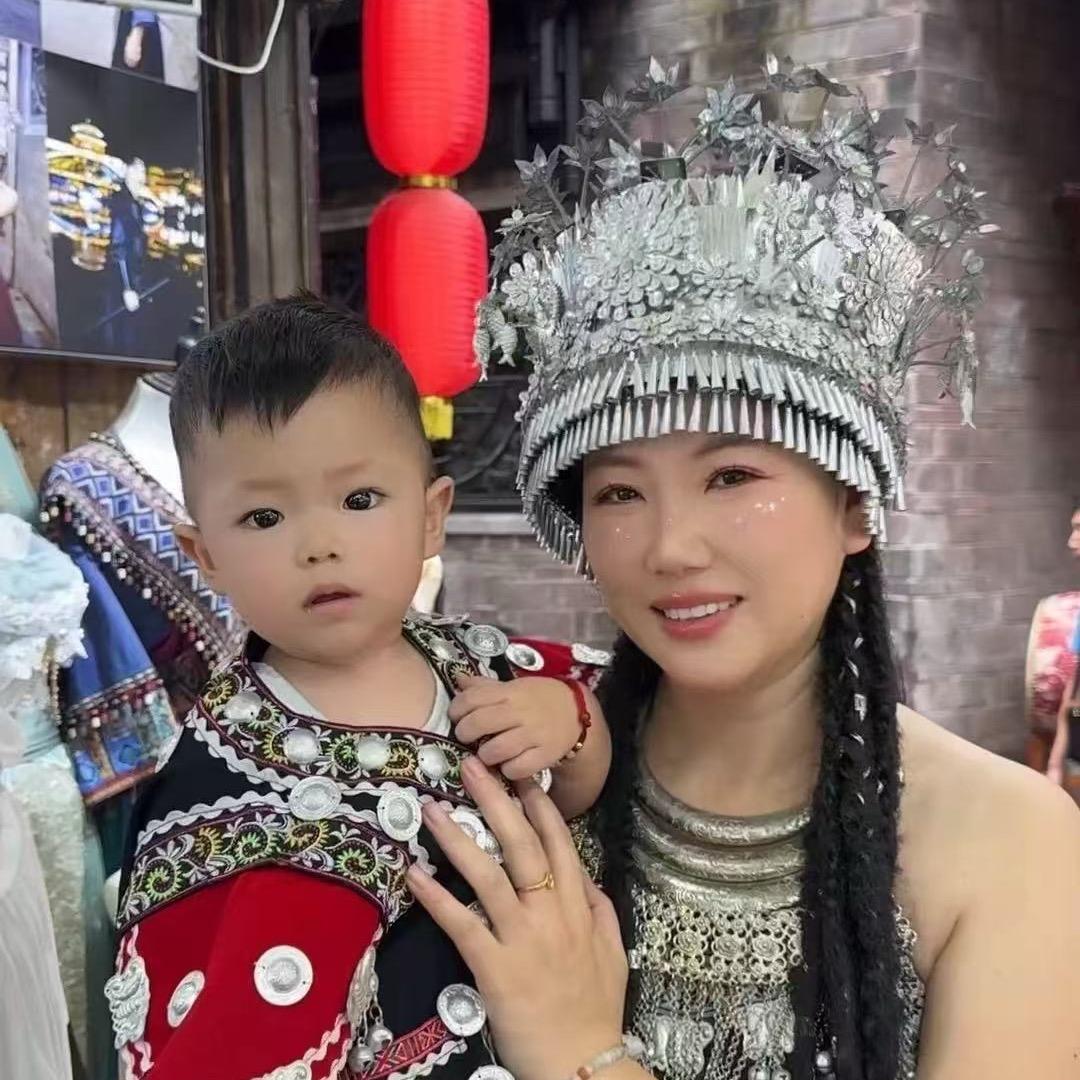 杨兰梦新晃卖车