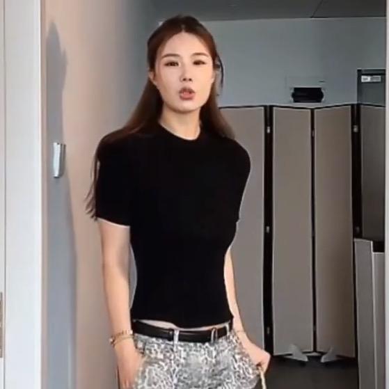 丁羊筠私服精选