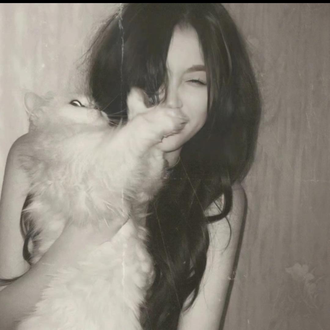 奶绿.