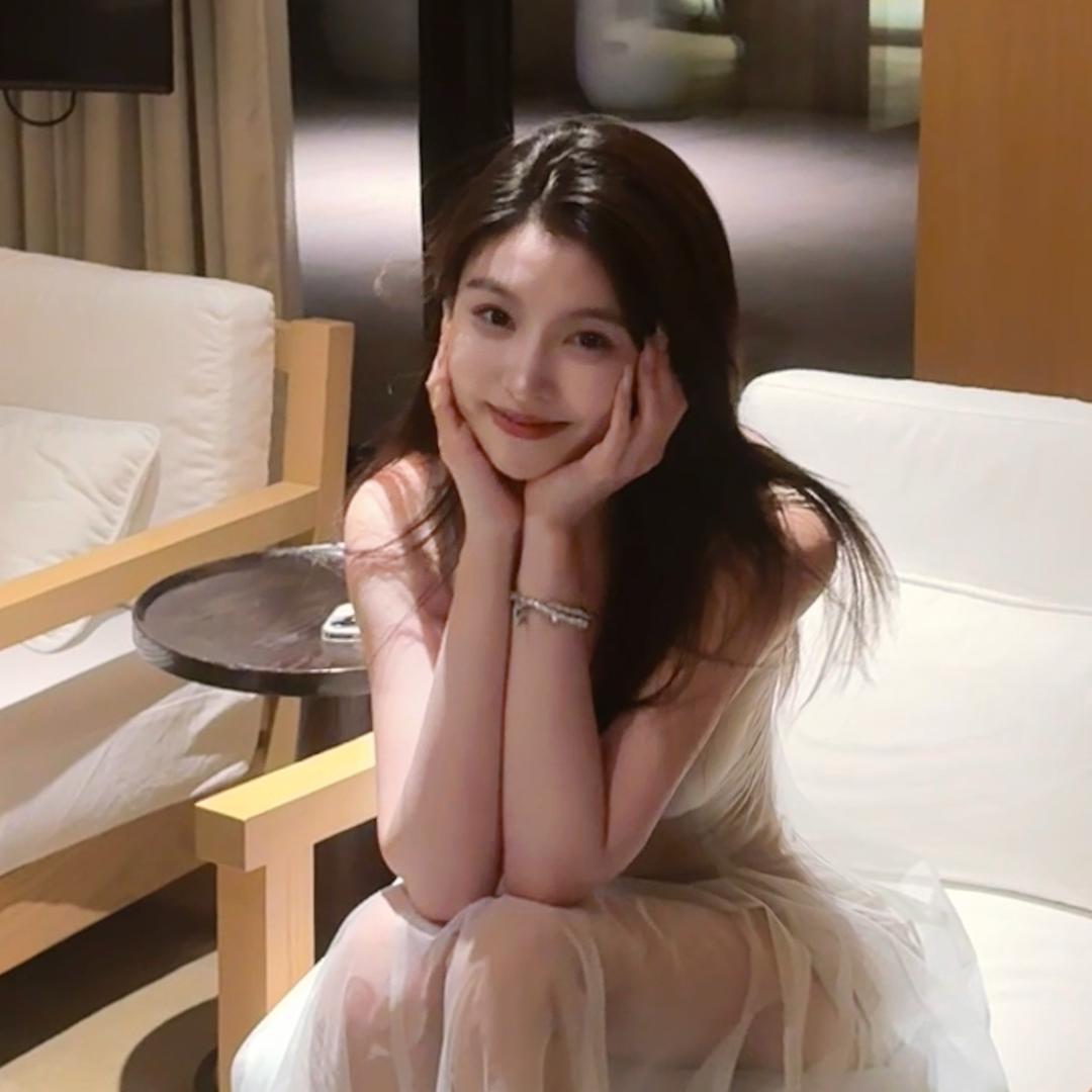 周瑾JIN