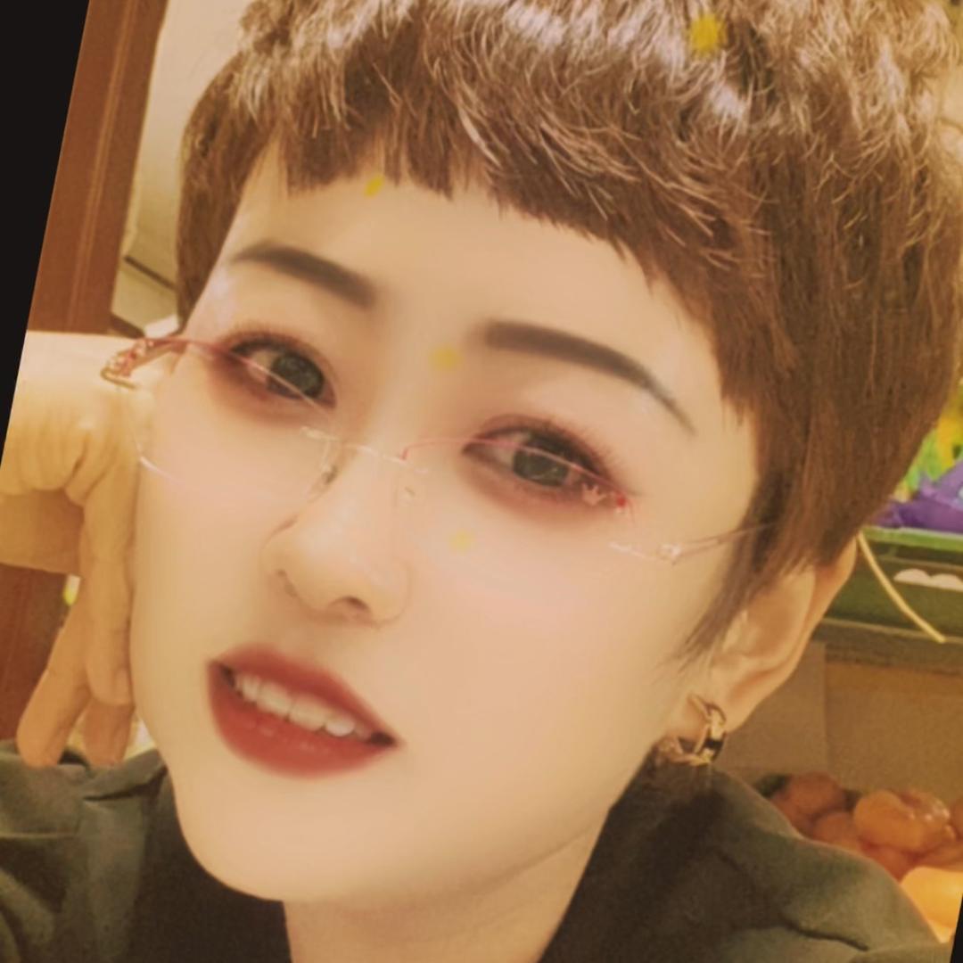 慕青女装