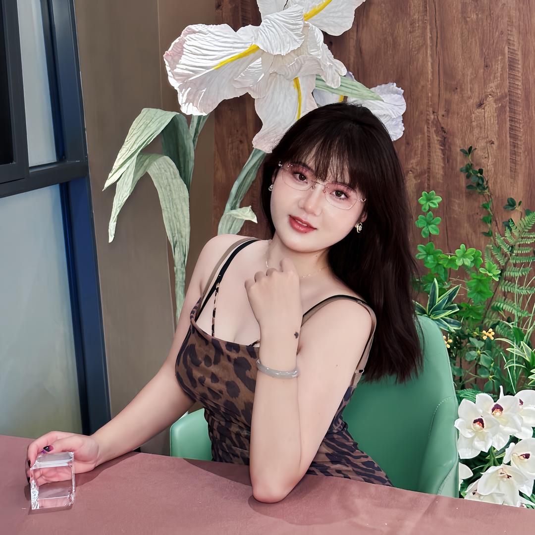 筱筱🍬