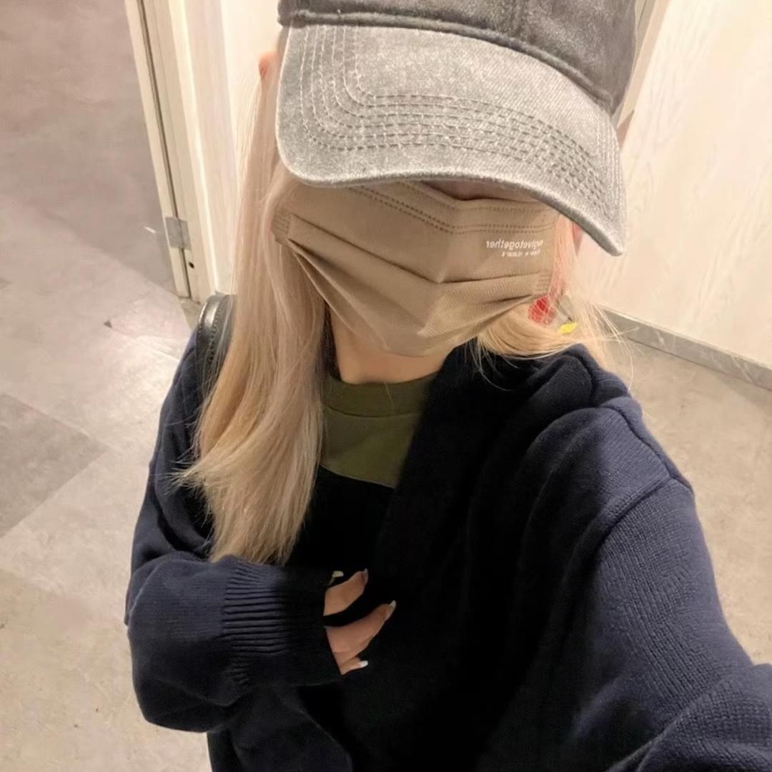 😀