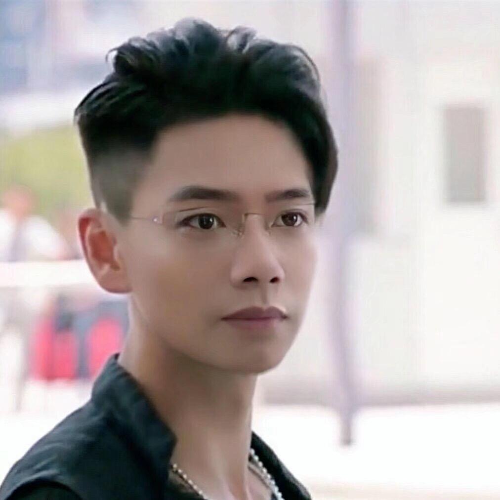 情歌文彬
